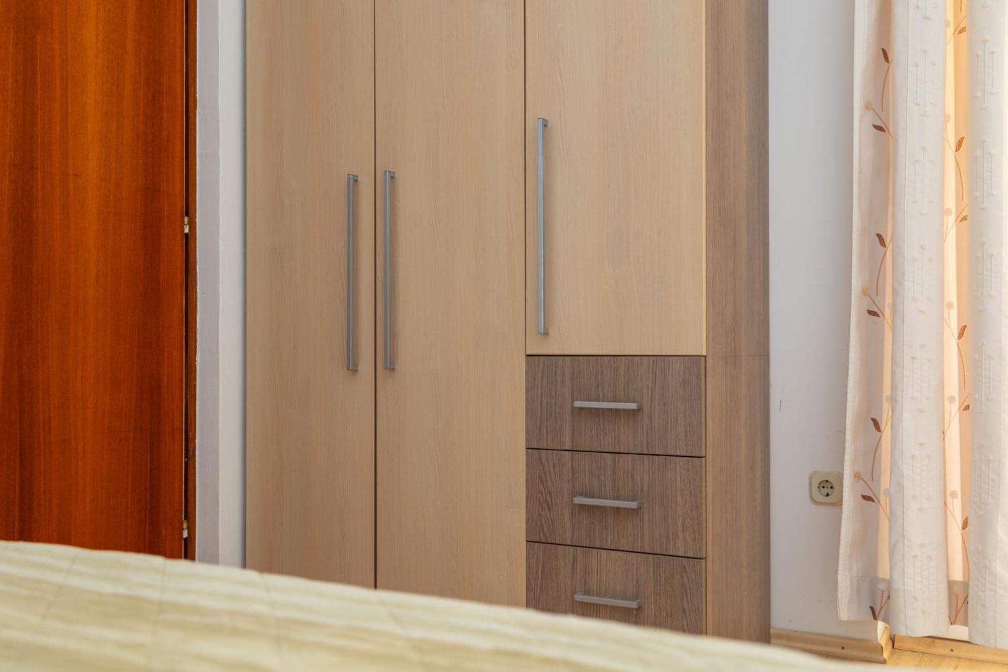 Premium - Lavica